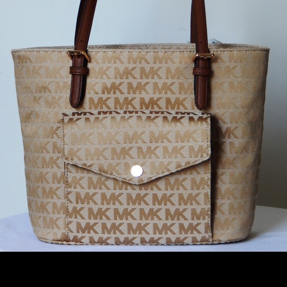 MICHAEL KORS JET SET ITEM BG CAM LUGG POCKET TOTE